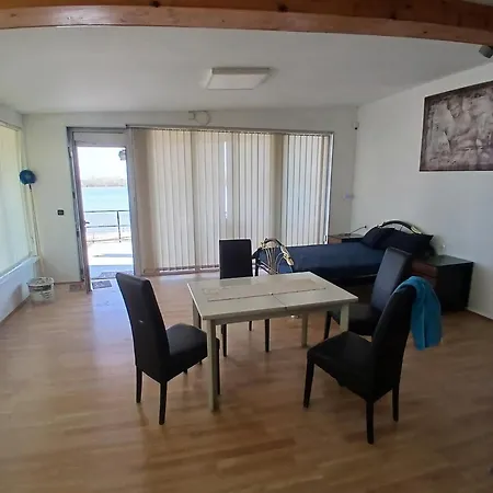 Apartment Sobe I 